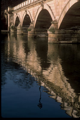 Serpentine Bridge